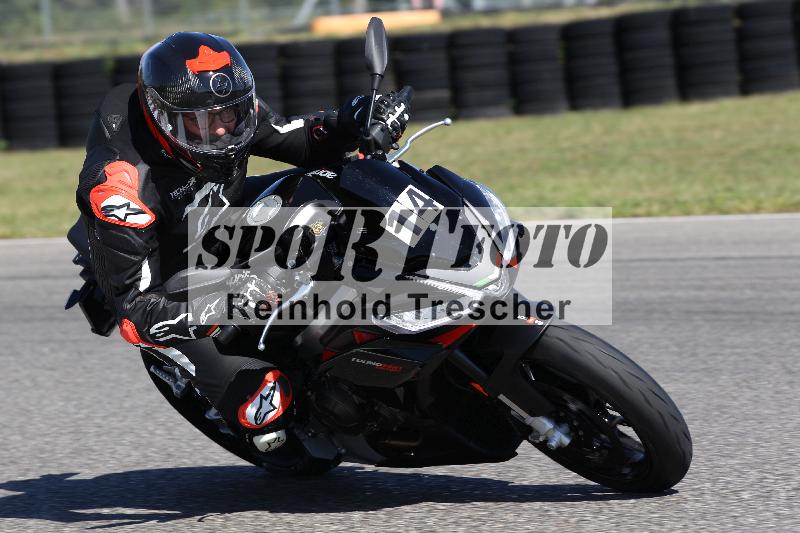 Archiv-2025/48 25.08.2025 Cornu Master School ADR/blau-bleu/14